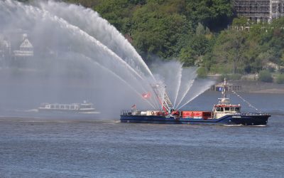 Ein herzliches Dankeschön an unsere Gäste für den gemeinsamen Auftakt zur Einlaufparade des 837. Hamburger Hafengeburtstags